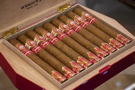 Empty cuban cigar boxes 25x2